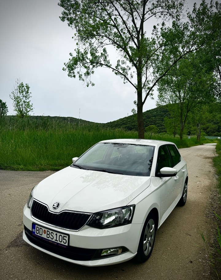 Škoda Fabia-bijela