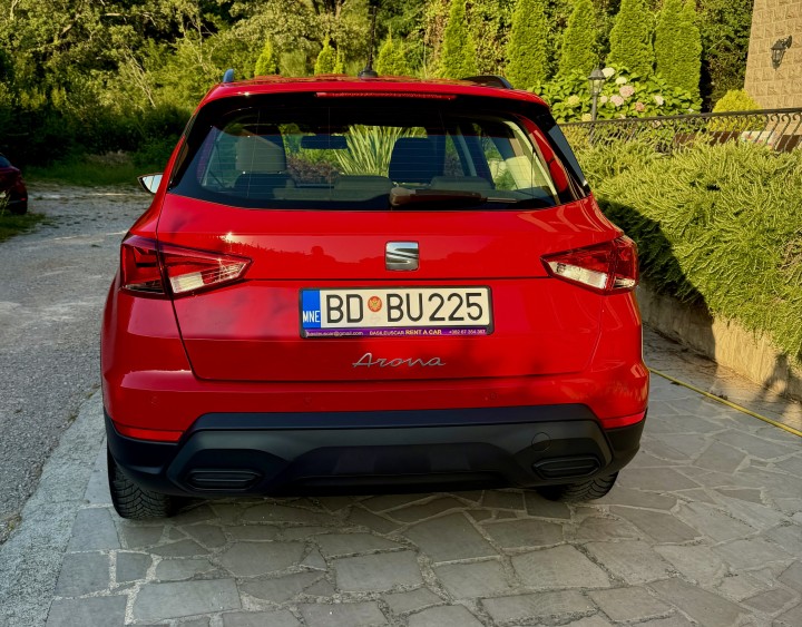 Seat Arona